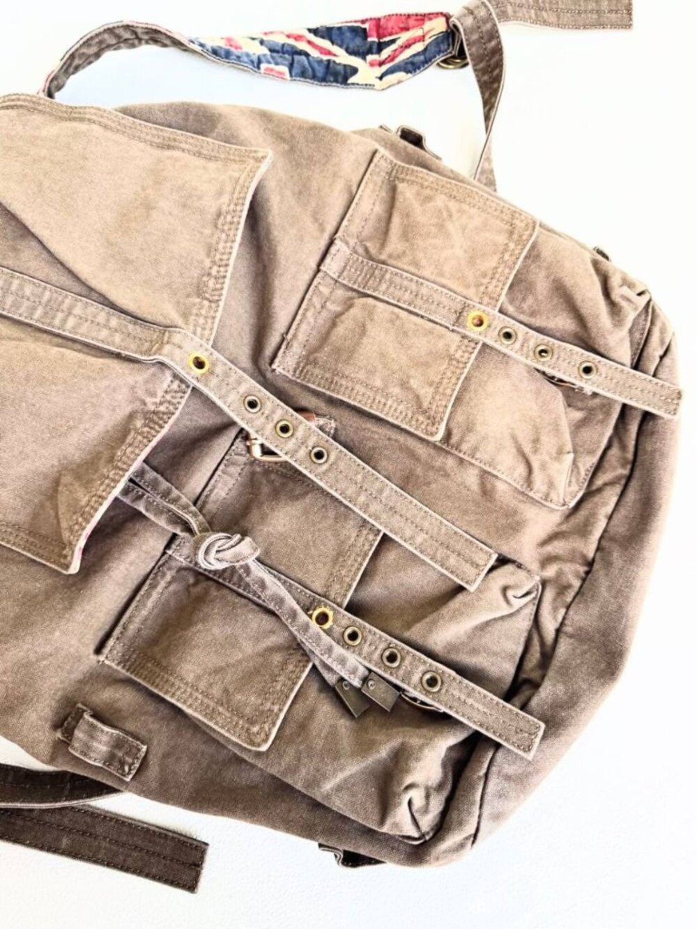 Vintage Canvas Backpack with Utility Pockets – Casual Travel School Bag - Picture 3 of 6